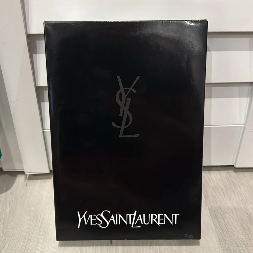 Yves Saint Laurent yves saint